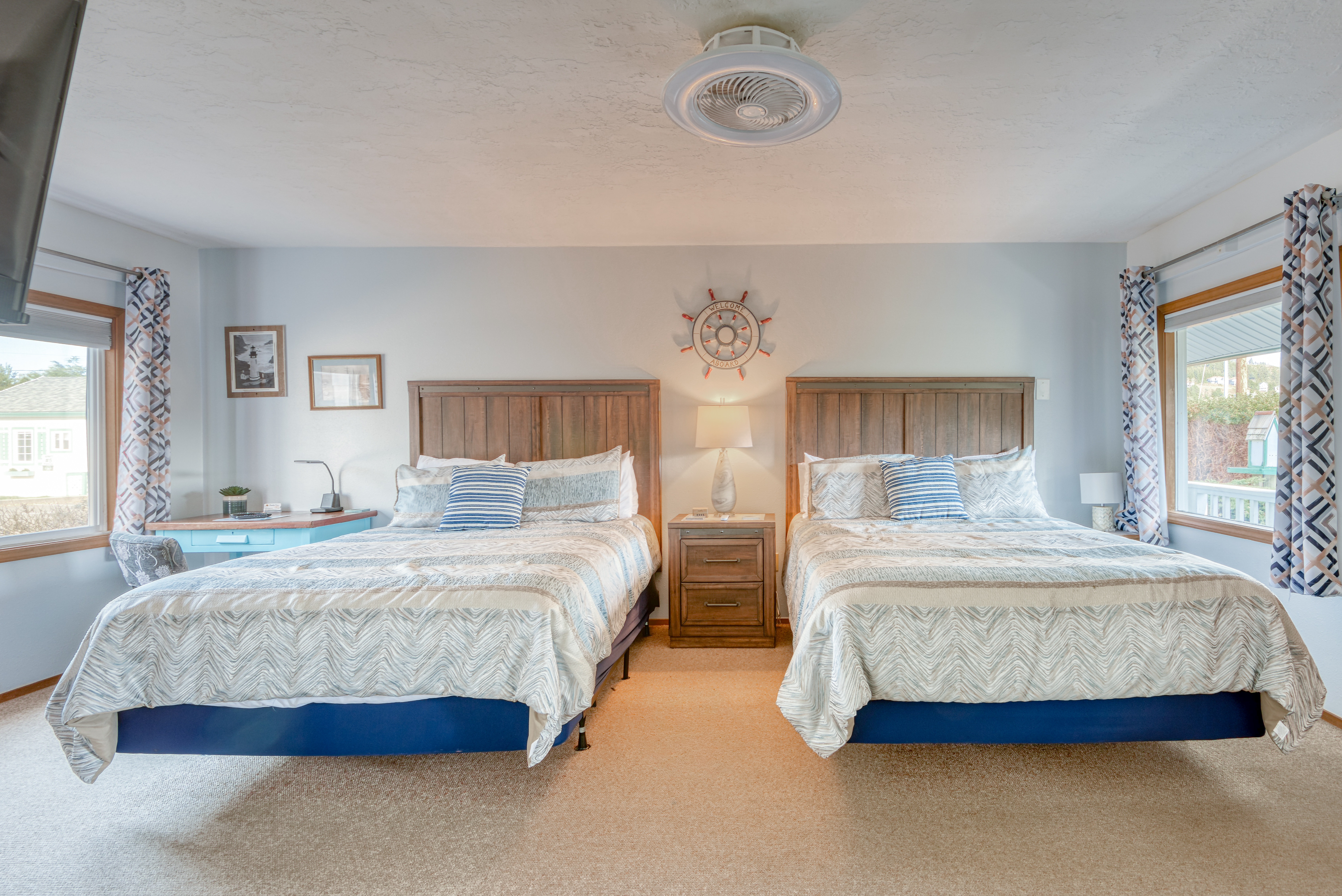 T02 - Beacon @ Trollers Lodge — Depoe Bay, OR — vacation rental