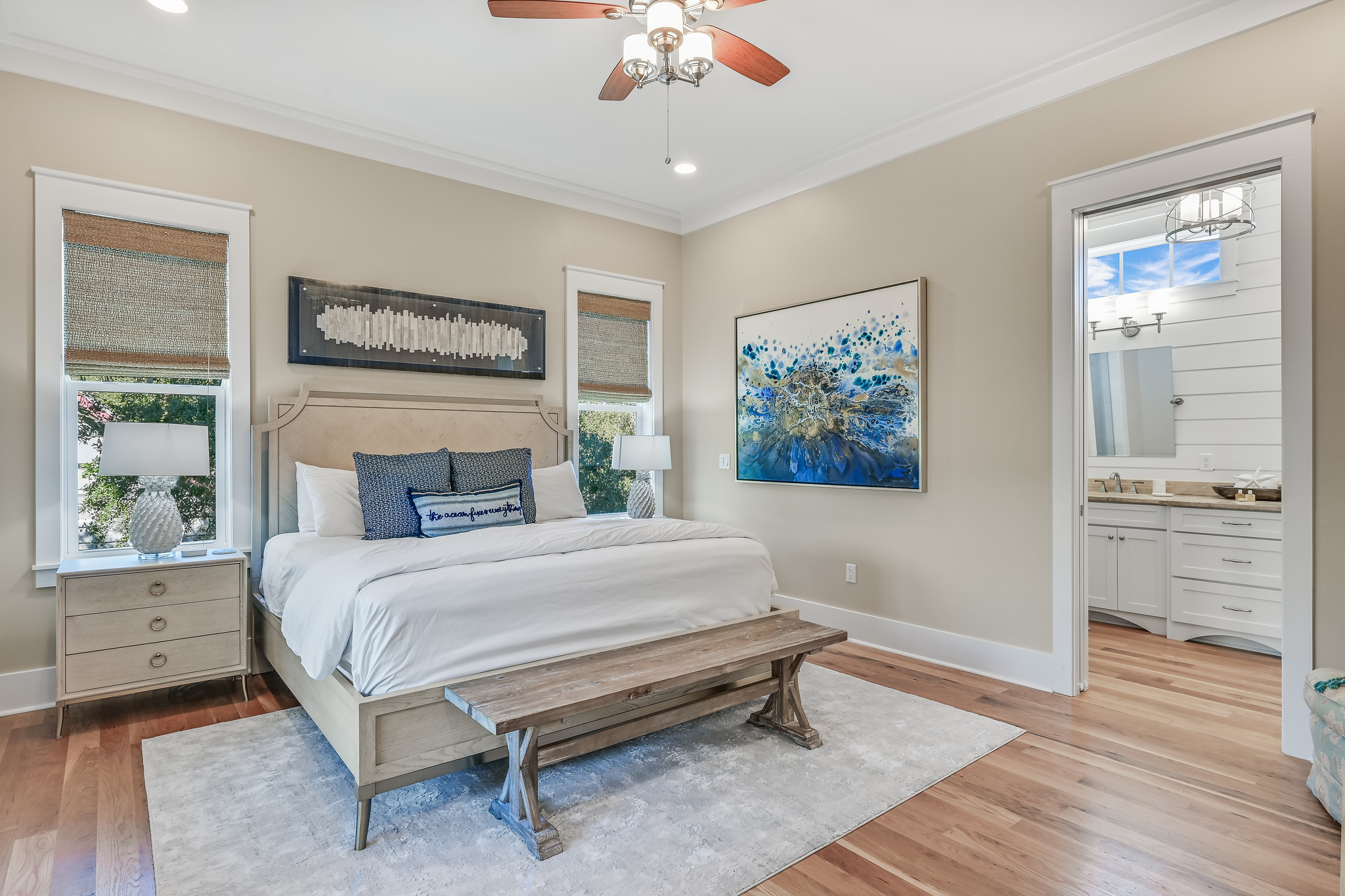 Beautifully appointed 2nd Floor Master