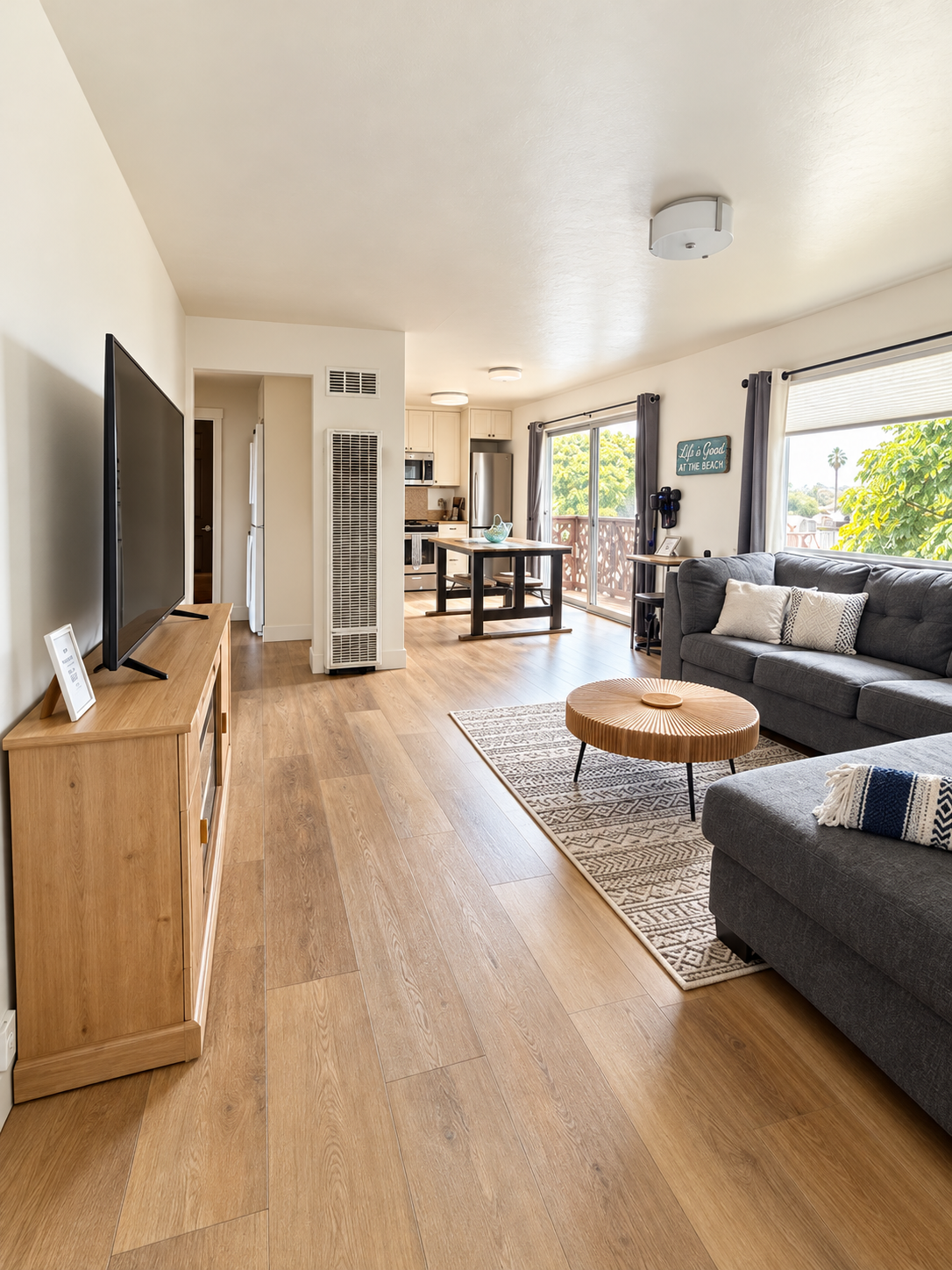 Living room/Kitchen
