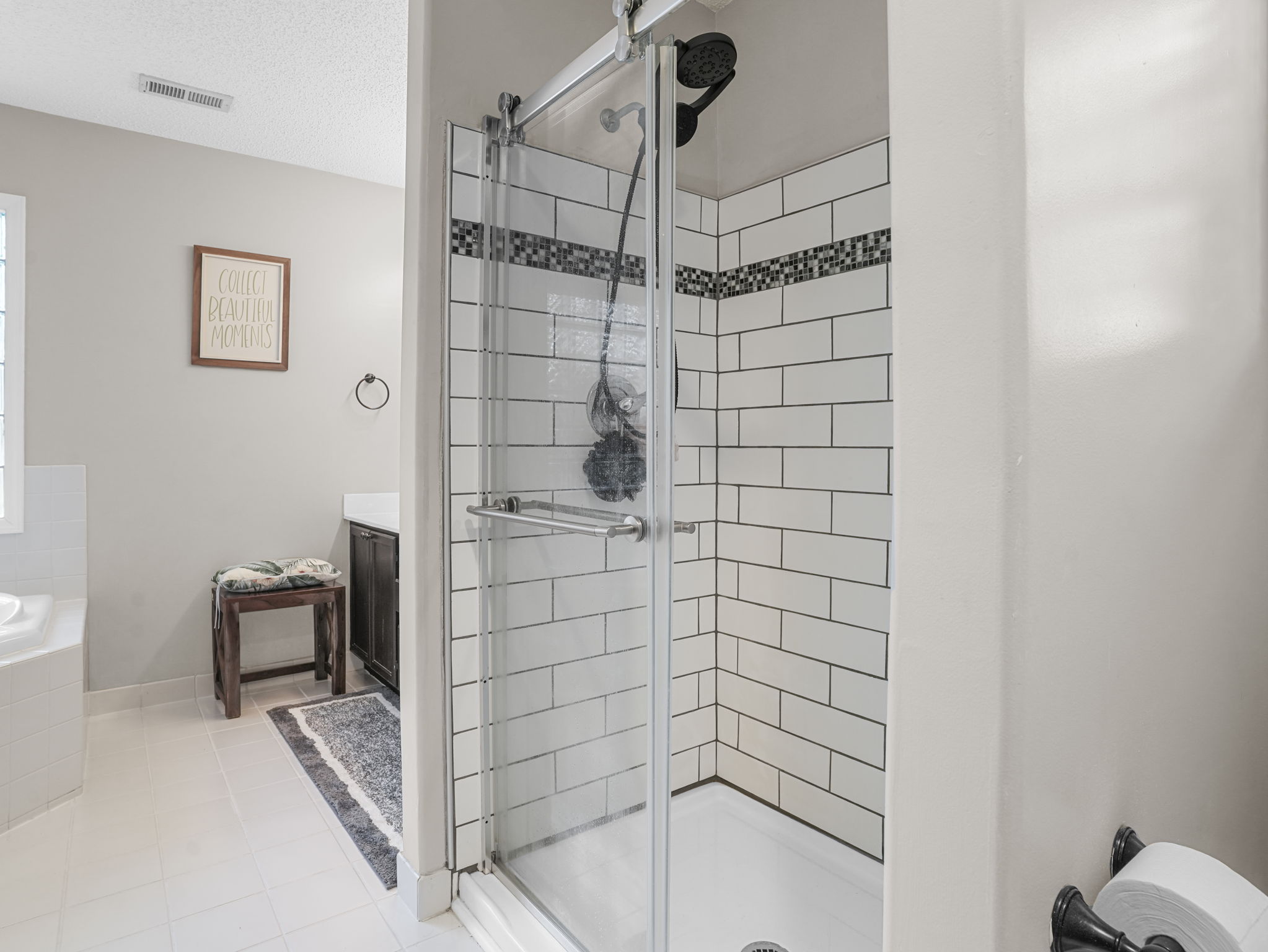 Master Suite Bath, Soaking Tub, Shower