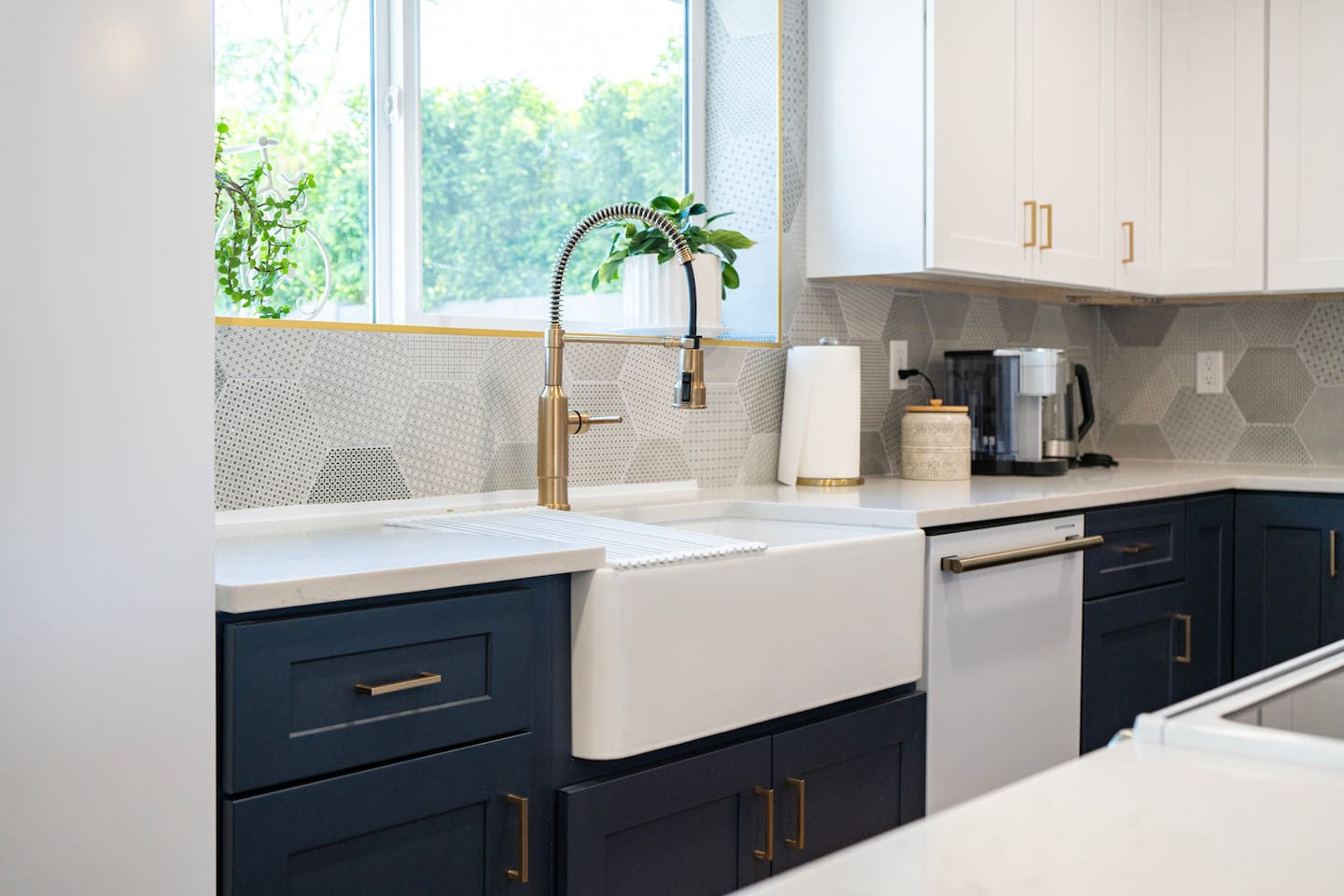 Modern farmhouse sink and upgraded finishes—thoughtfully designed kitchen details that make your Scottsdale stay feel elevated and easy