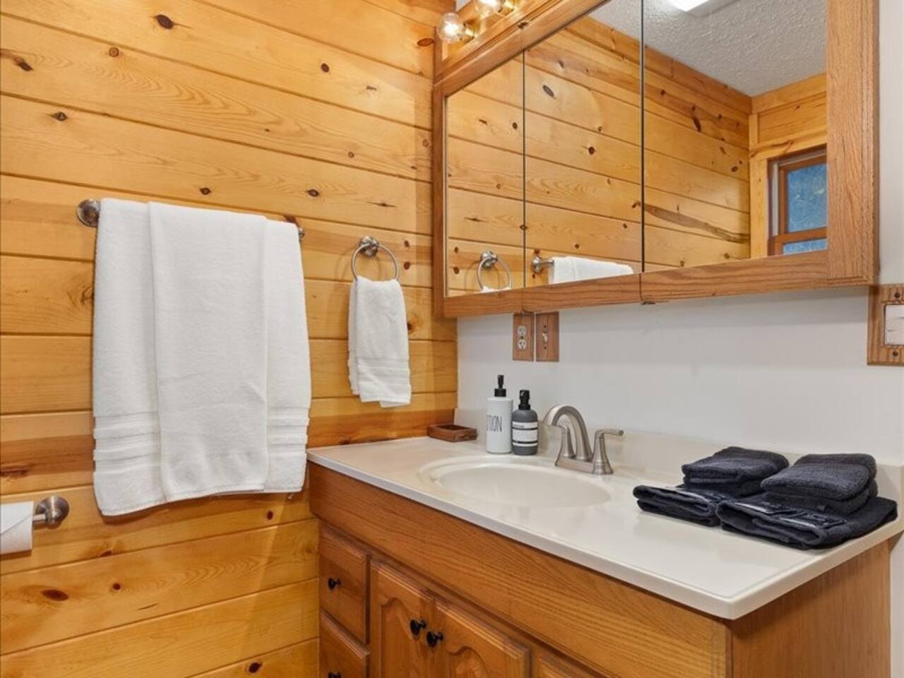 Master Suite Private Bathroom