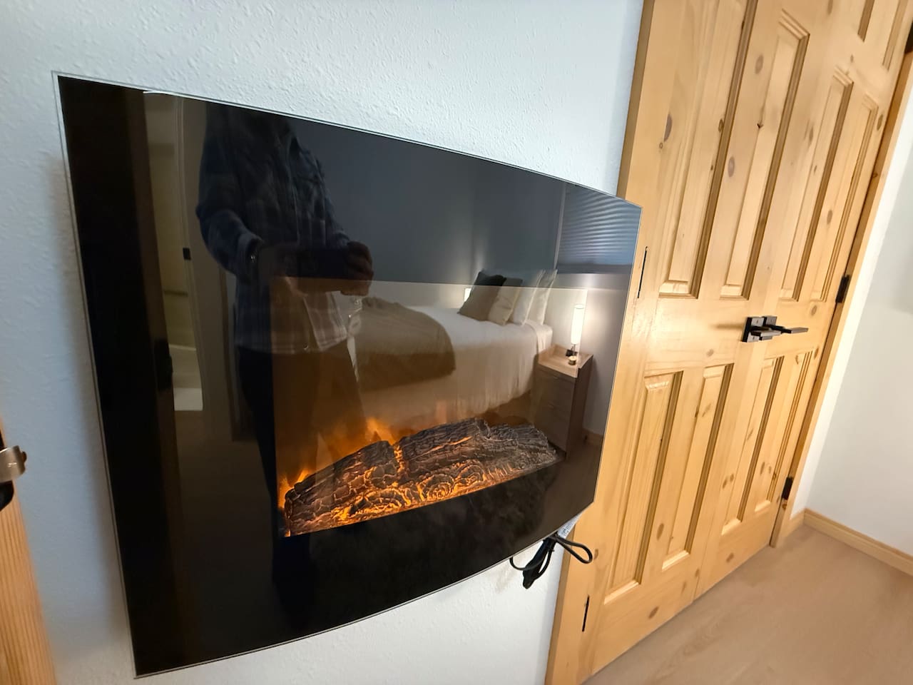 Your own fireplace so you can create ambiance and warmth to your liking.