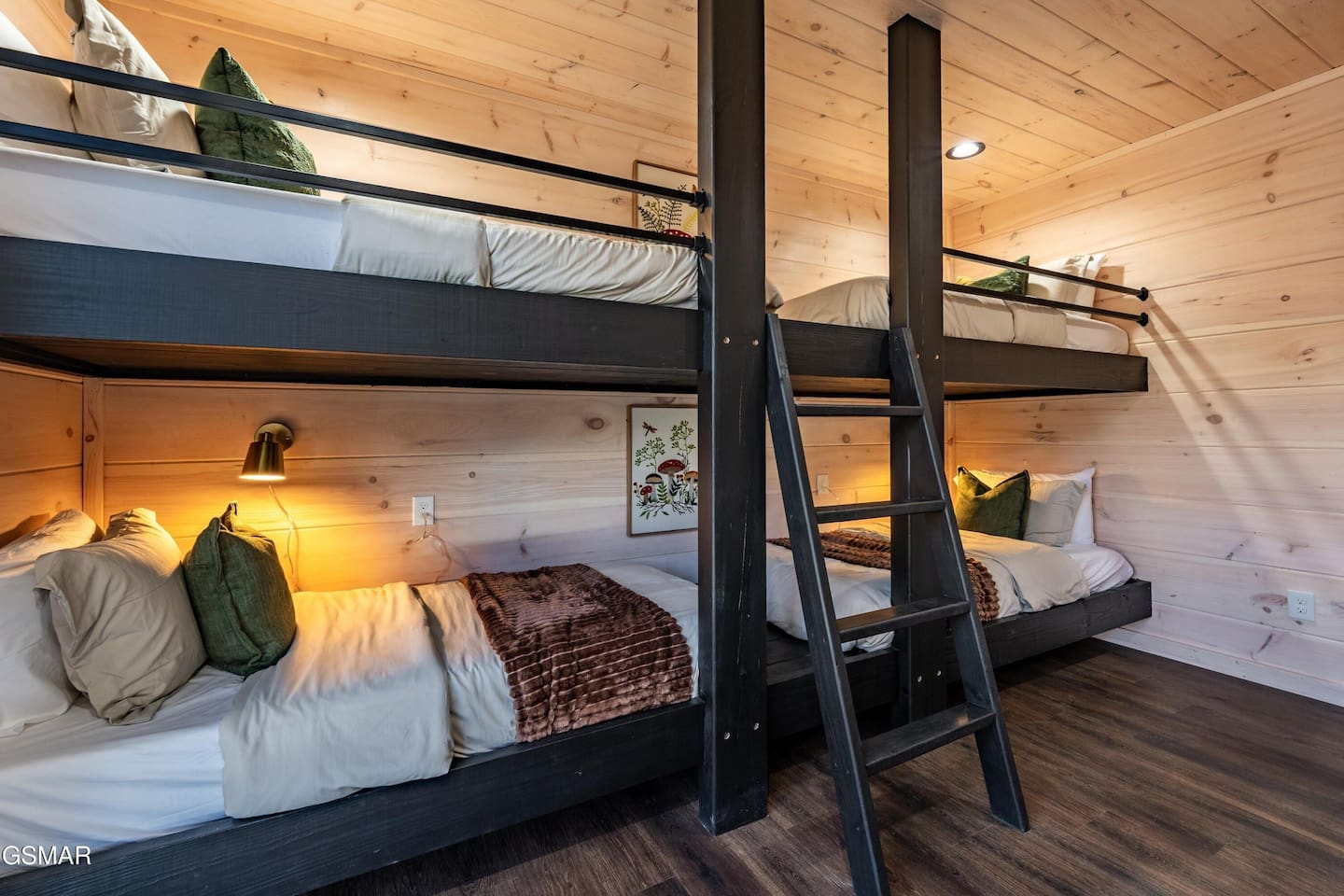 4 bunk beds