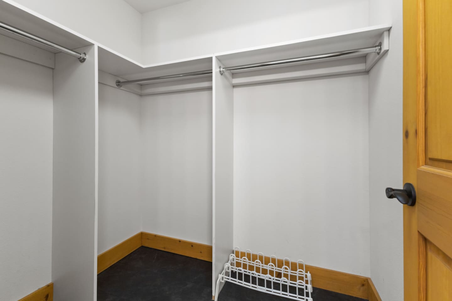 Bedroom 2 - Walk In Closet