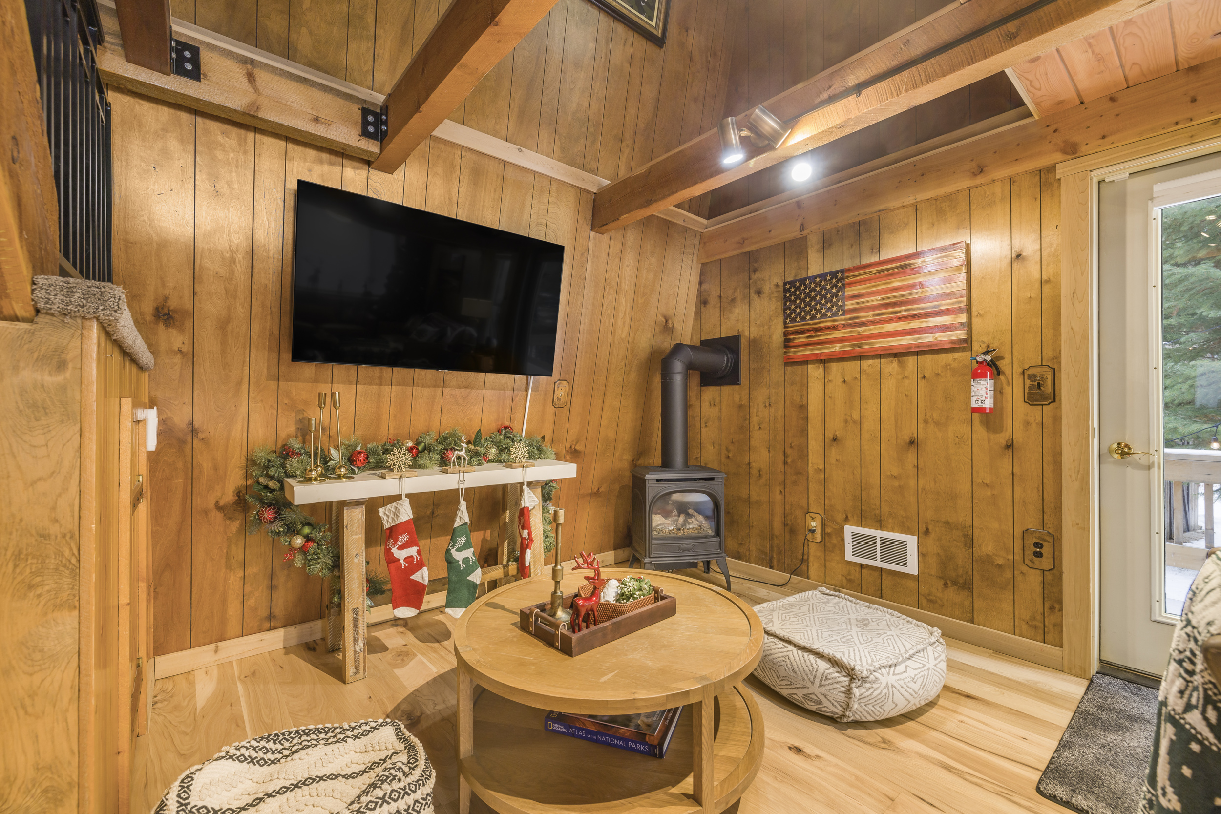 propane fireplace in main living room area