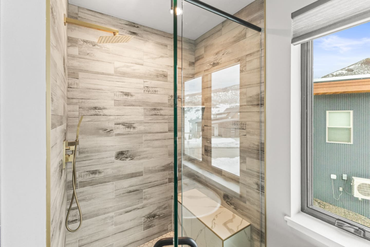 Upper Level - Bathroom #2