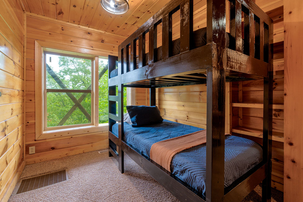 twin bunk zone