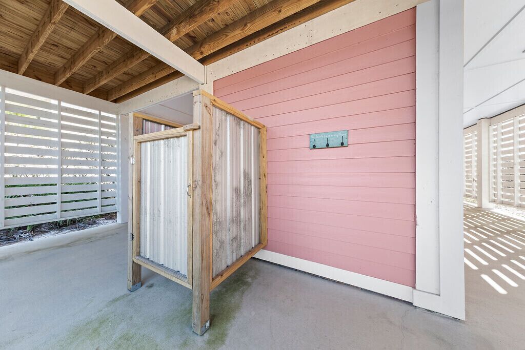 outdoor shower