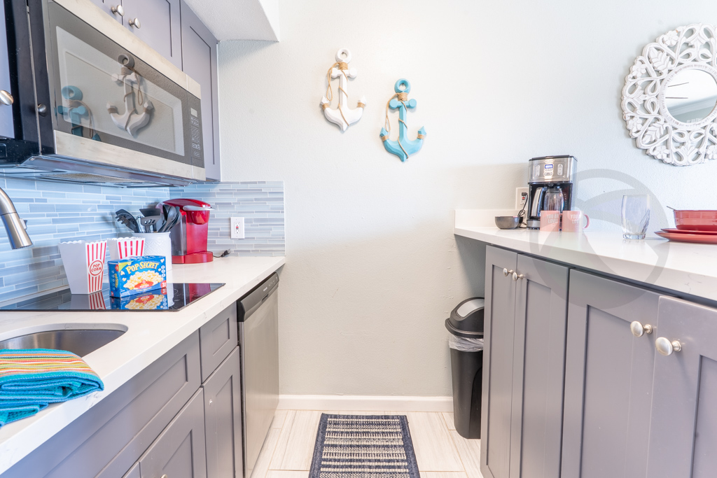 Kitchen with everything you'll need