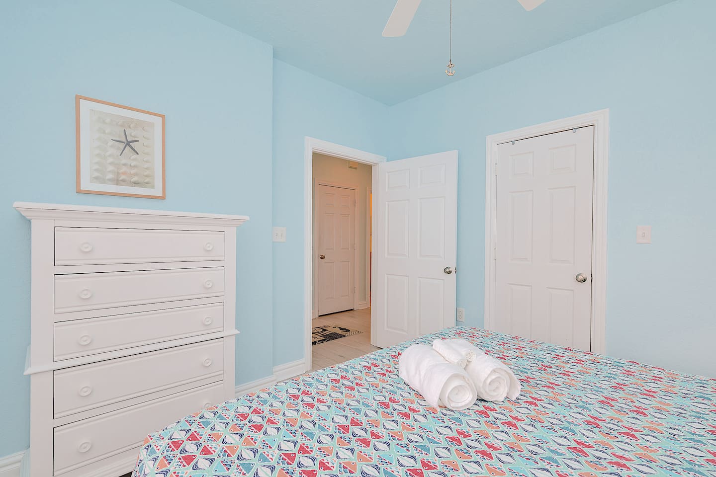 King sized bedroom #2