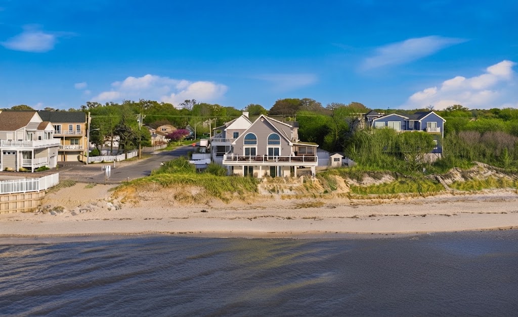 Discover the ultimate coastal retreat. Perfectly positioned along the pristine shoreline, this property offers an unparalleled beachfront experience, combining luxury with breathtaking, expansive ocean views.