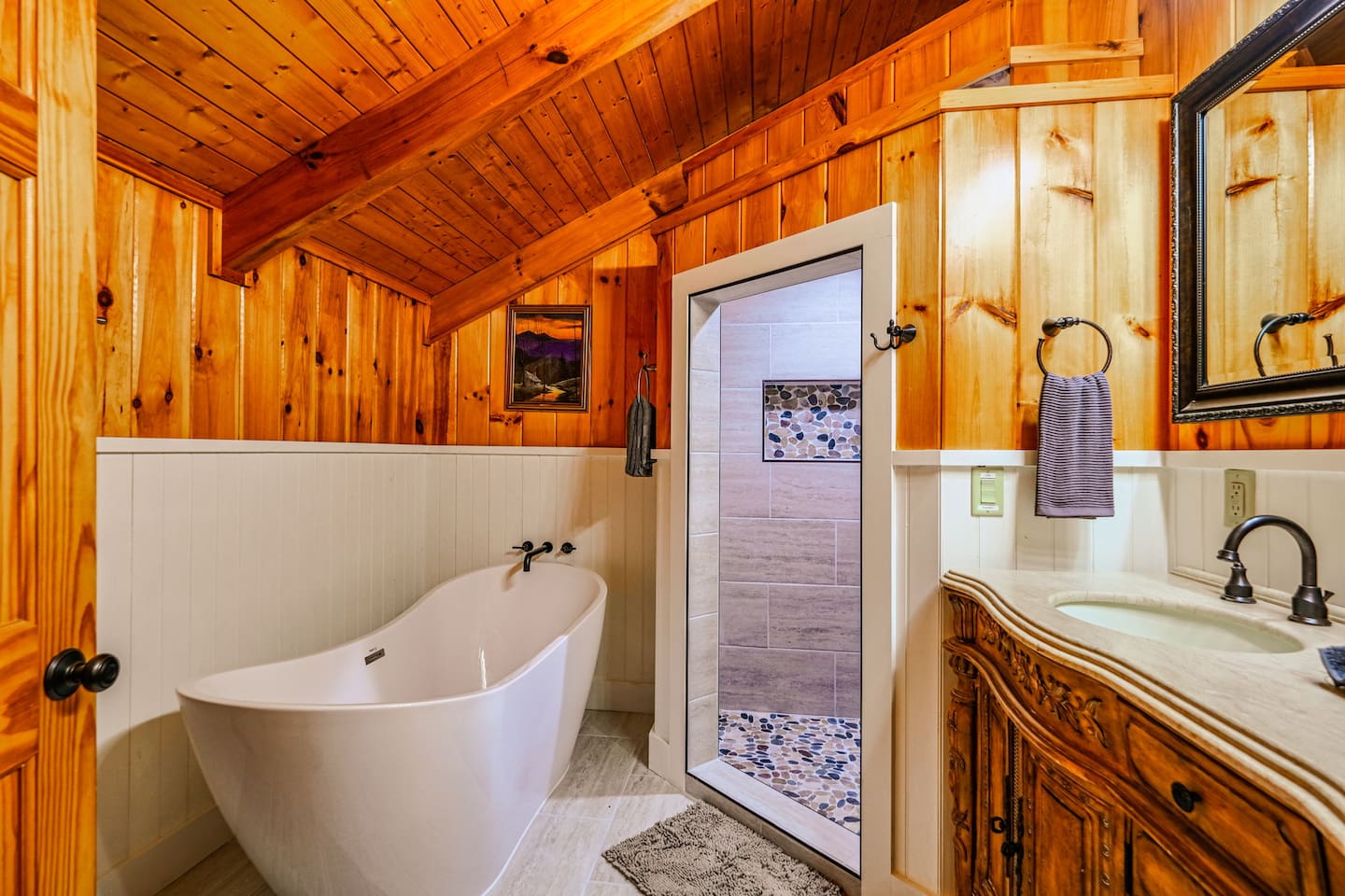Upstairs Master Bathroom 