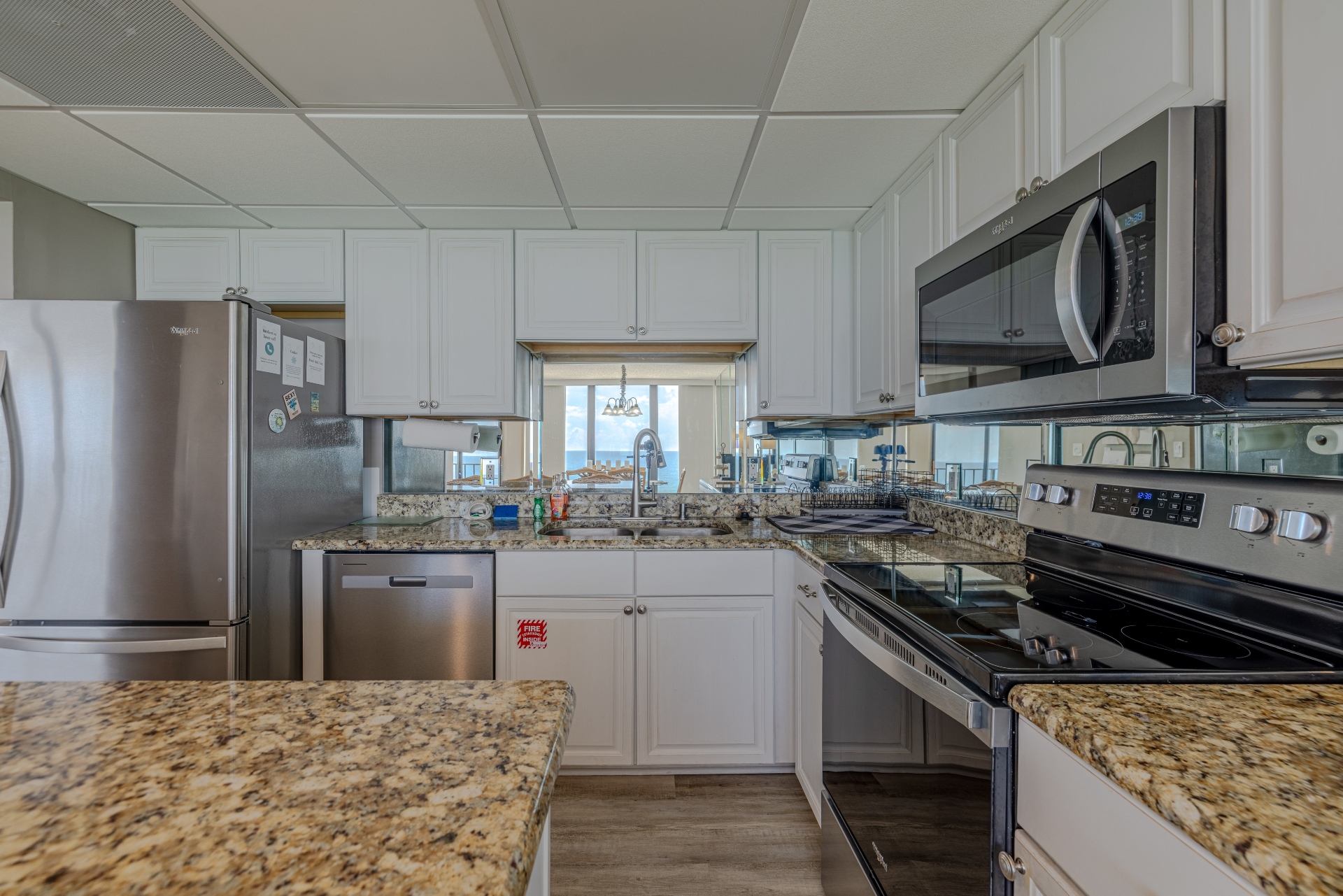 Well-quipped kitchen