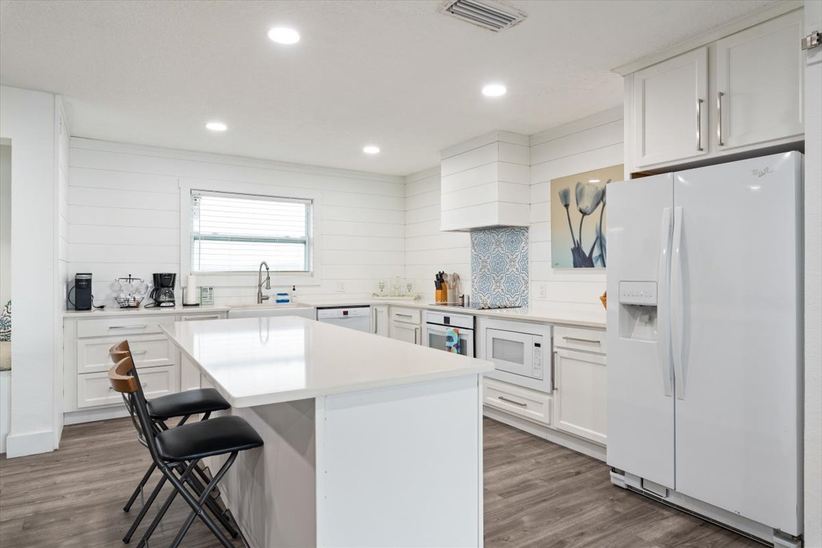 Beautiful Kitchen and Island