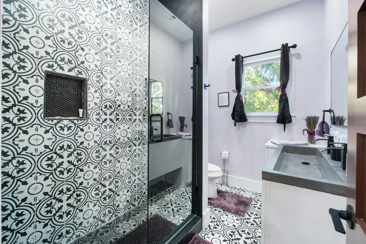 The Sparkling Washroom