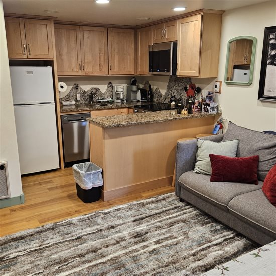 Livingroom area.