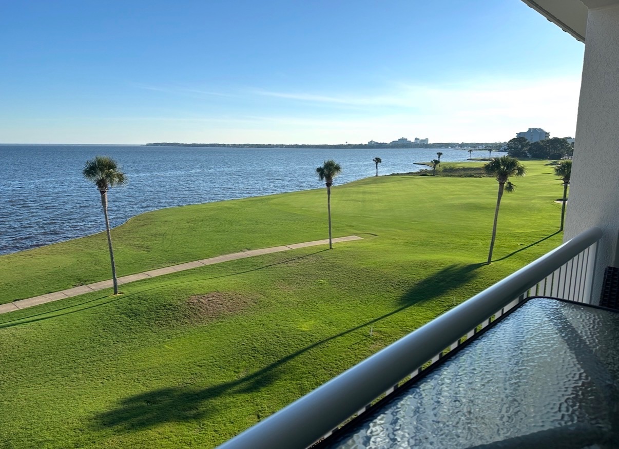 Beautiful Bay Views!