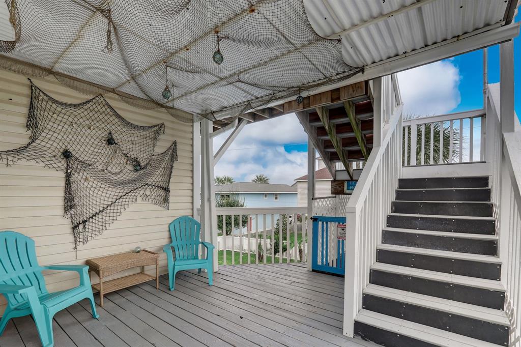 243aa2a8849a4db4b73d9c4d796266e7 | Beachhouse | Texas | TX | Vacation Homes | Galveston | Crystal Beach | Kokomo | Breezy Days | Beachfront Elegance | Sunrise Serenity | Southern Sands Property Management, LLC