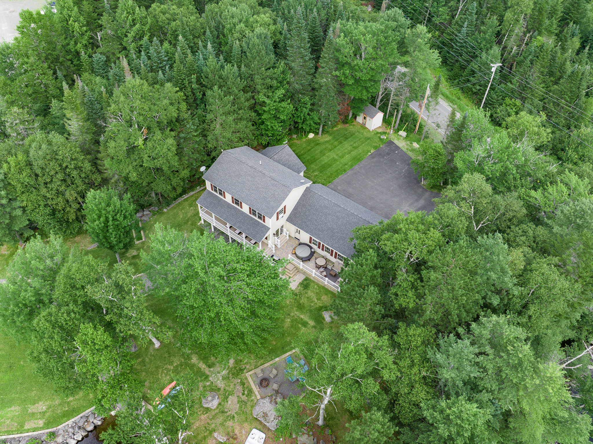 Large backyard overlooking the lake.