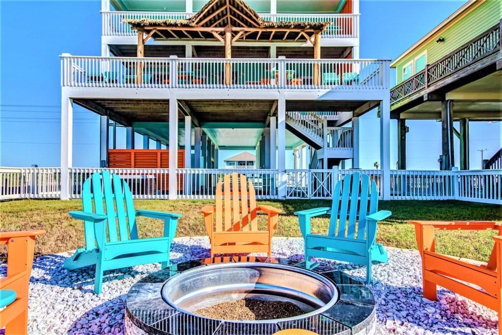 24614aefb6494541b56512d4f6471d54 | Beachhouse | Texas | TX | Vacation Homes | Galveston | Crystal Beach | Kokomo | Breezy Days | Beachfront Elegance | Sunrise Serenity | Southern Sands Property Management, LLC