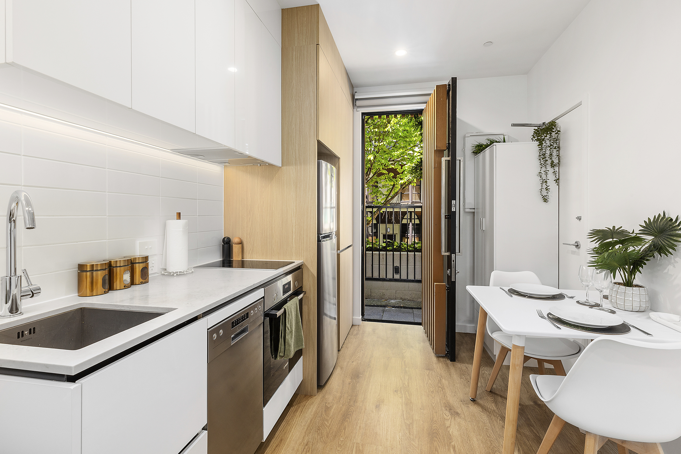 Open Plan Kitchen , Dinning , Sitting