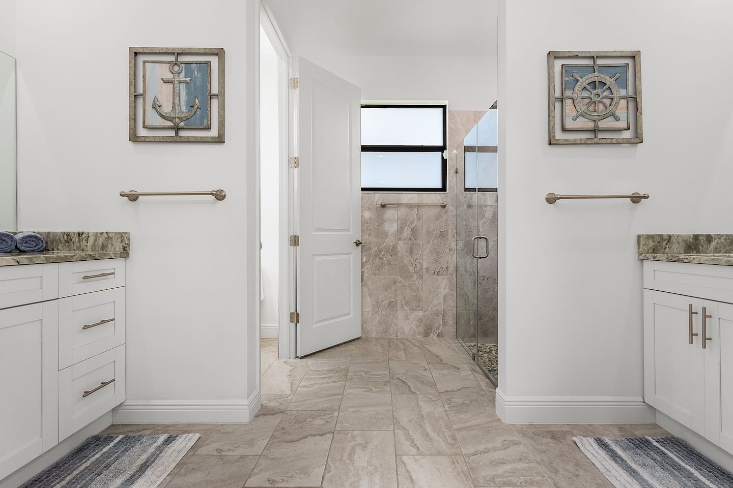 Primary ensuite bathroom 