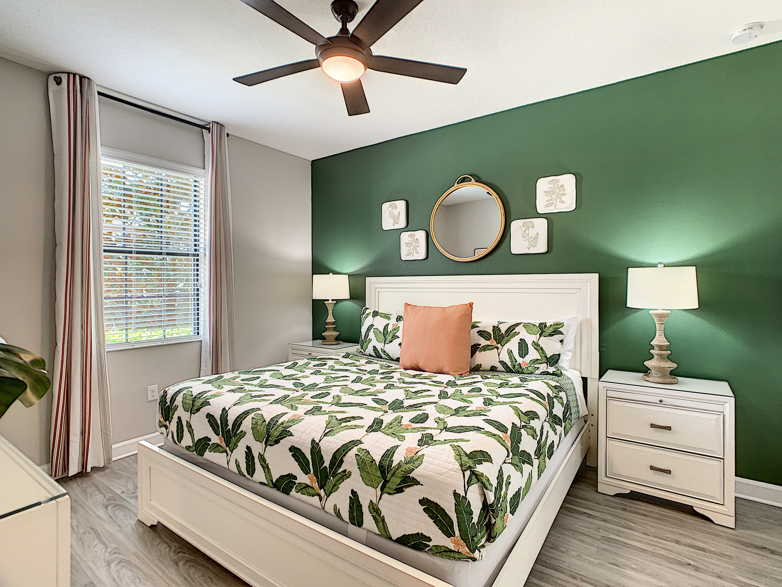 Master Suite 2-1st Floor-King Bed