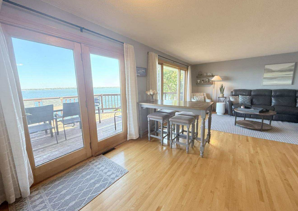 Dining table that fits 4.