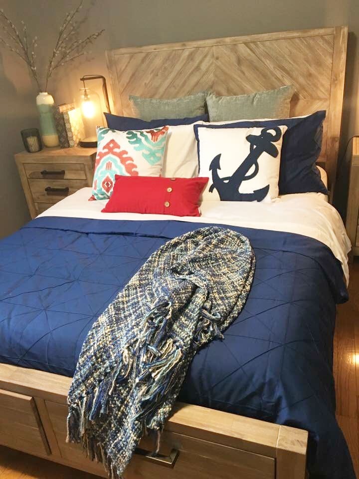 Master Bedroom - Summer