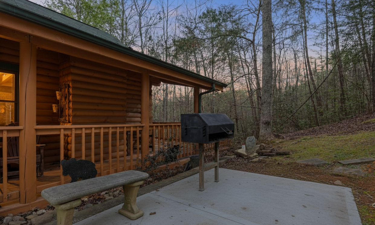 Charcoal, parkstyle grill