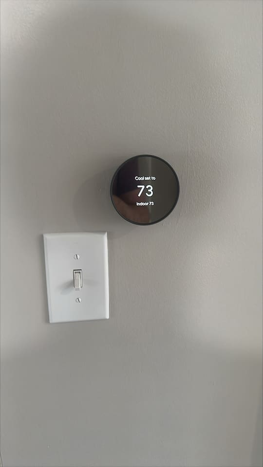 Smart thermostat for easy tempurature control.