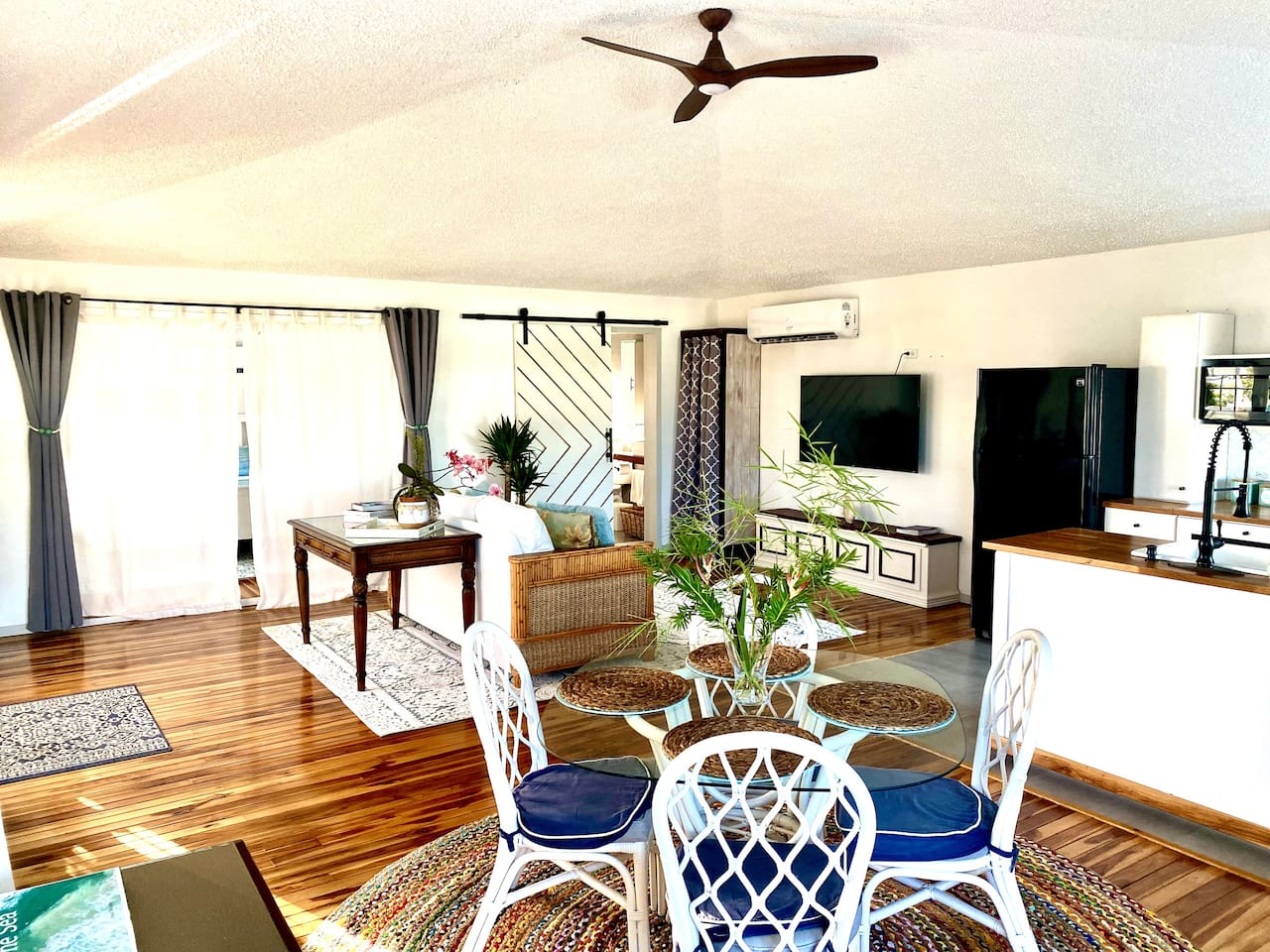 This is a view of the open space in the Coral Suite. Love how open it is and the high ceilings!