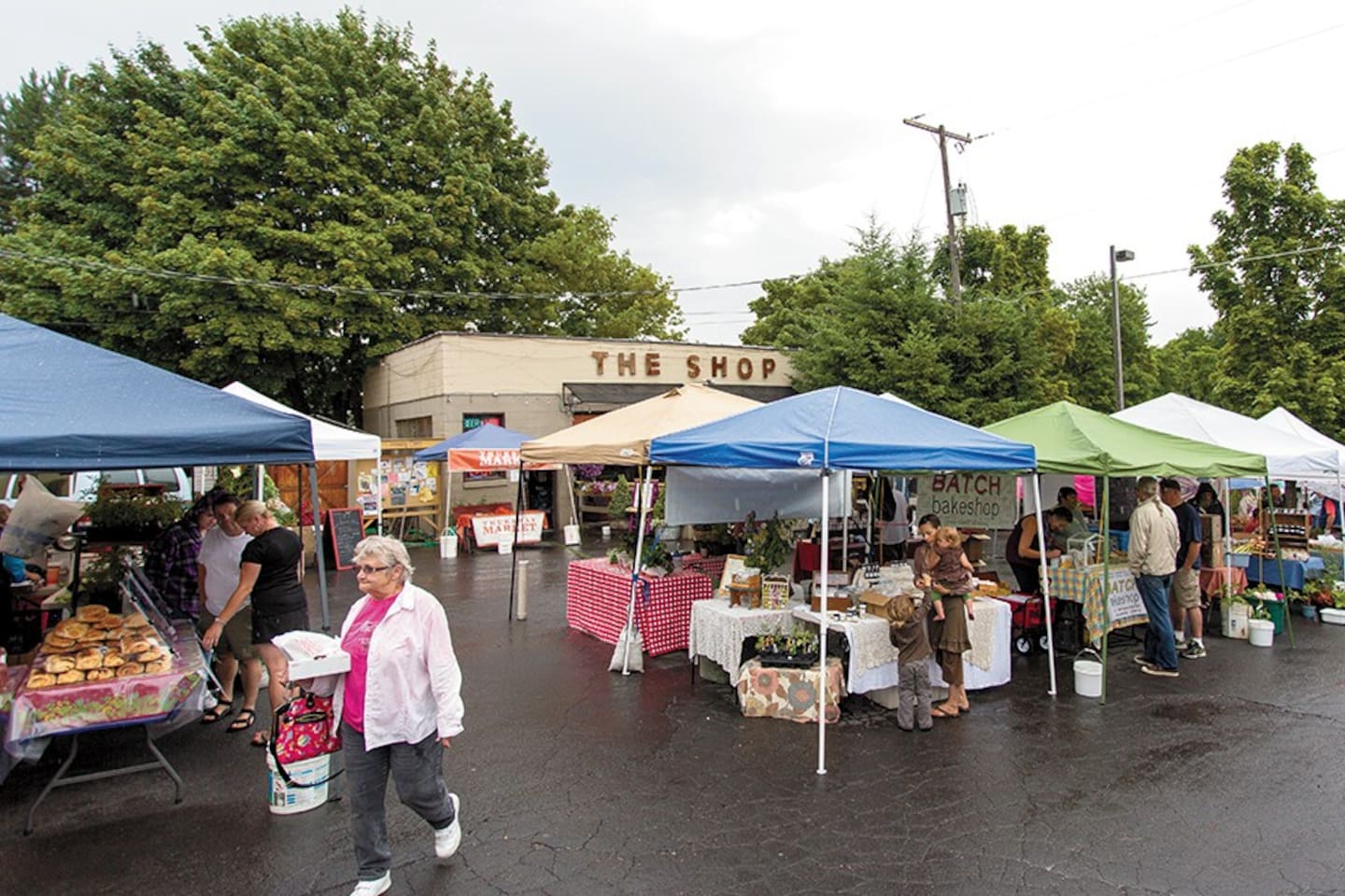 The Farmer's Market in South Perry is a staple in the neighborhood every Thursday from May-October! Just a .3 mile walk up Perry street to live music and local eats!