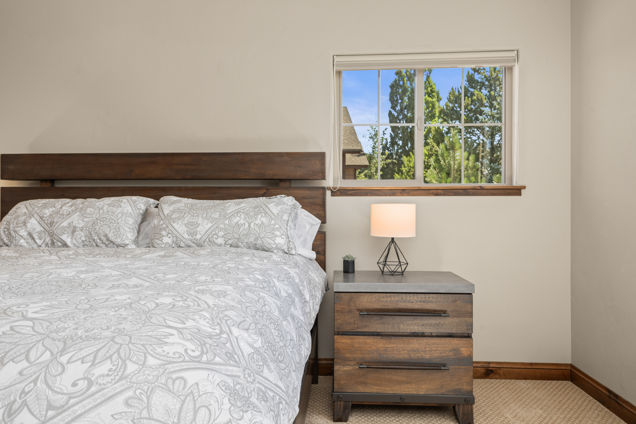 Upper Level -- King Bedroom #2 with HDTV