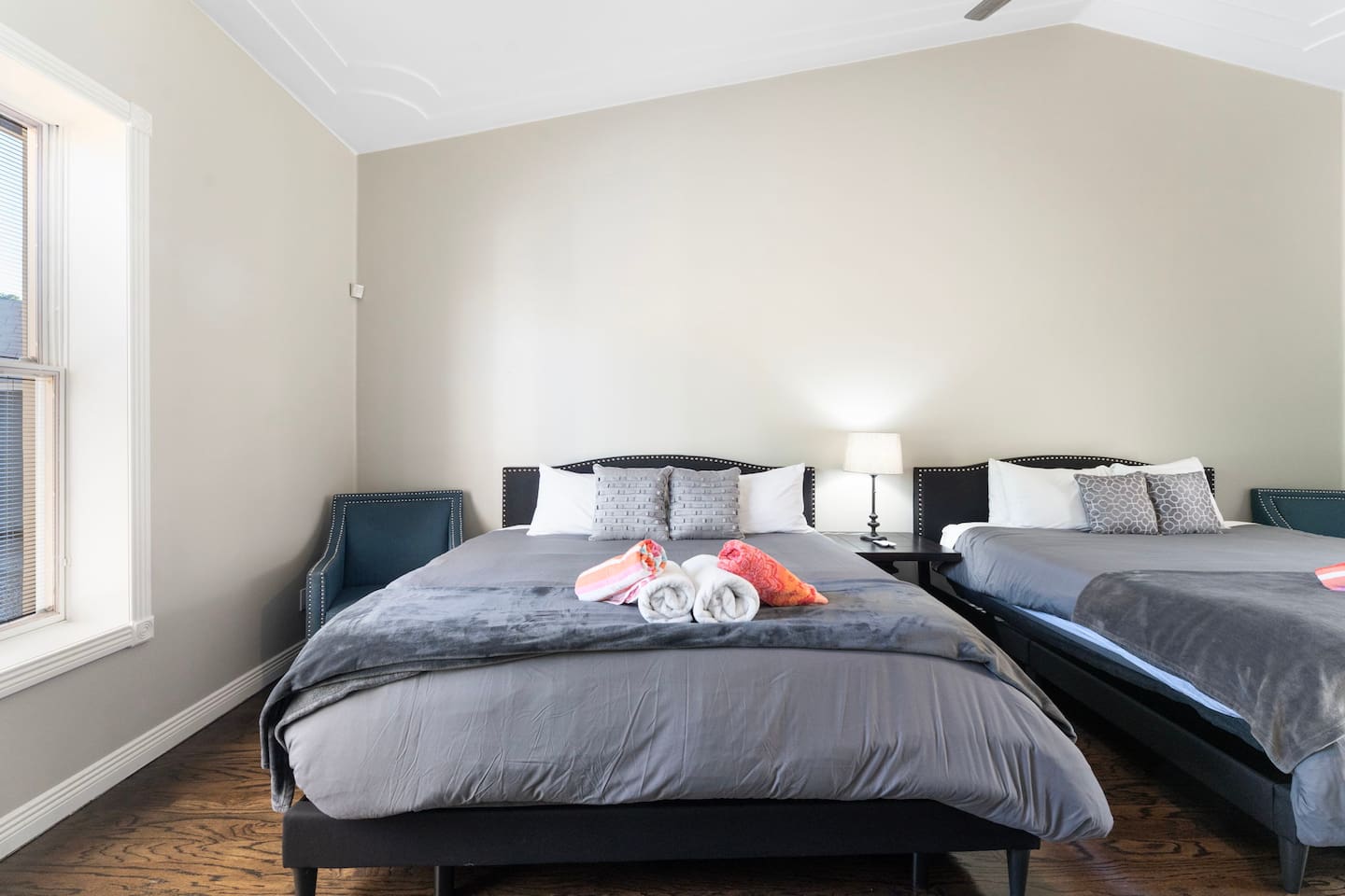 Two luxurious king beds dressed in soft linens provide plenty of space for a restful night’s sleep in this serene casita retreat.