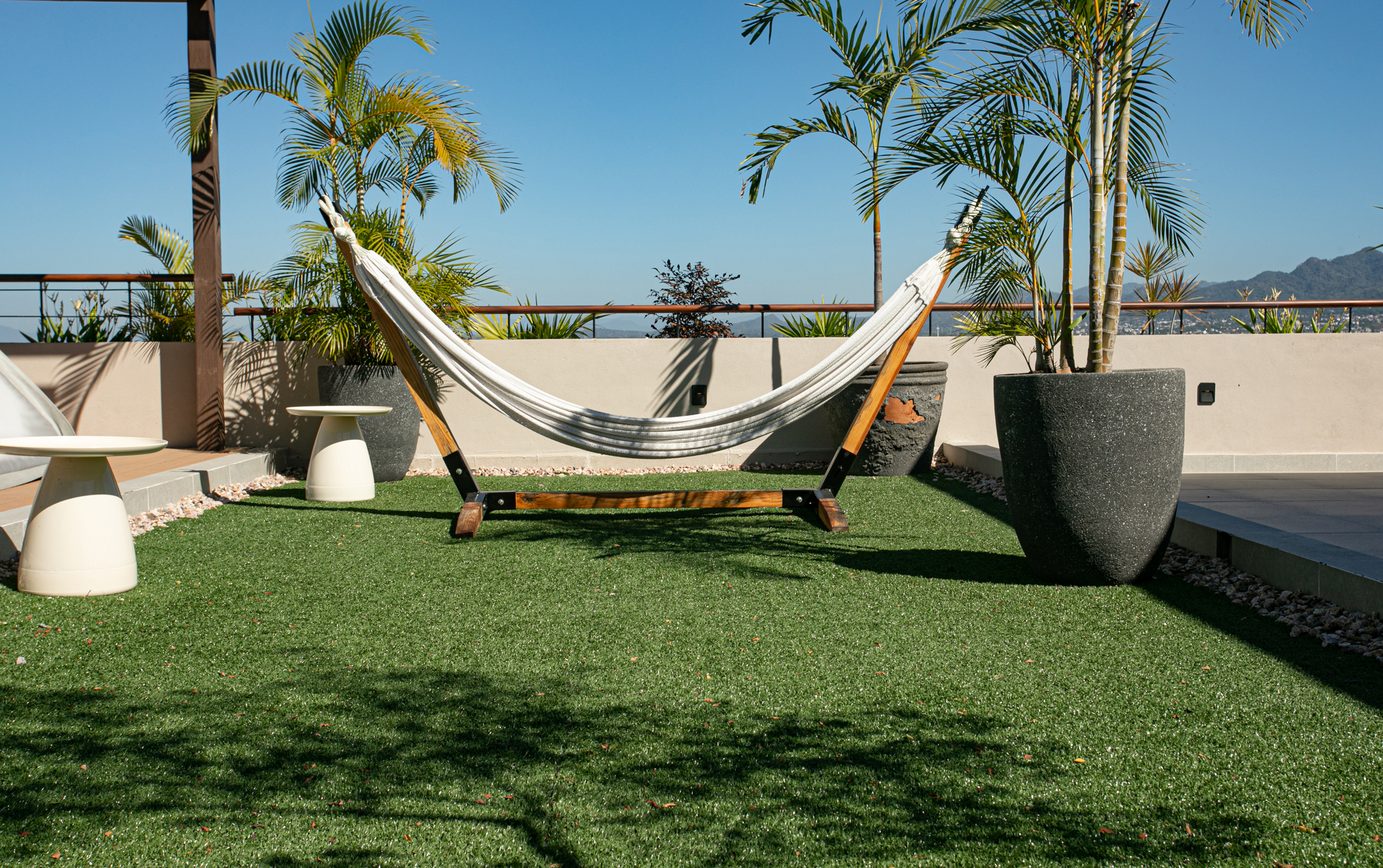 Swing & snooze the day away in the rooftop hammock.