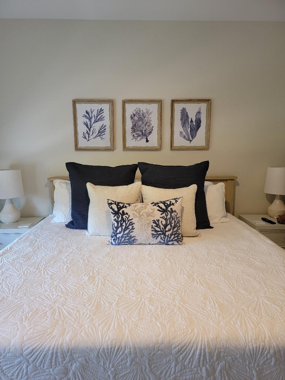 Queen bed in guest bedroom