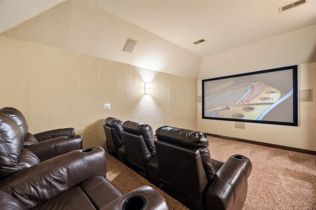 26a16ca60ded4a40a659147a7b23f91e | Beachhouse | Texas | TX | Vacation Homes | Galveston | Crystal Beach | Kokomo | Breezy Days | Beachfront Elegance | Sunrise Serenity | Southern Sands Property Management, LLC