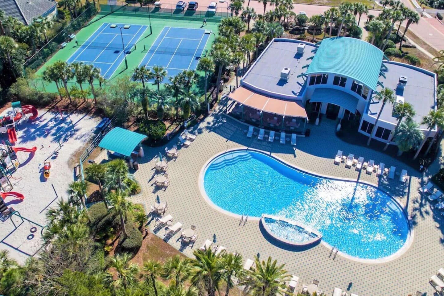 Access to all amenities in one of Destin’s most feature-packed communities