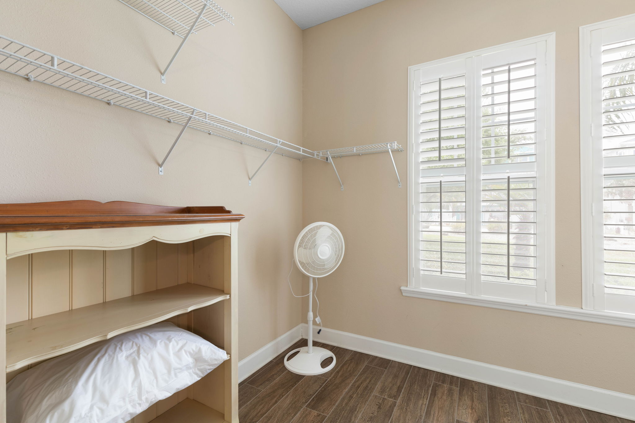 Unpack the suitcases, tuck away the beach gear, and settle into vacation mode—this oversized closet keeps everything organized, leaving more room for breezy mornings, easy packing, and one less thing to think about all week.