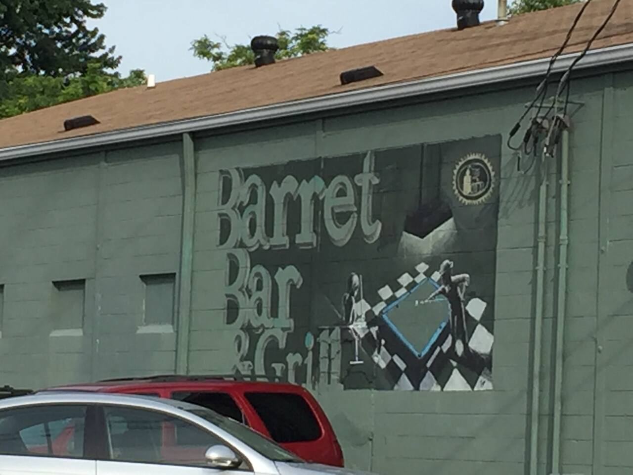 Barret Bar and Grill 