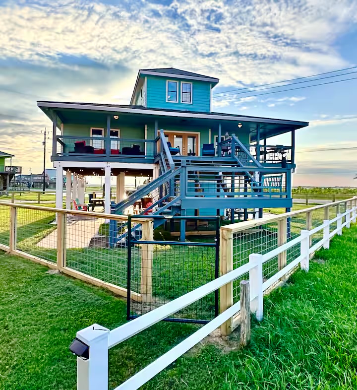Schultz By The Shore — Surfside Beach, TX — vacation rental