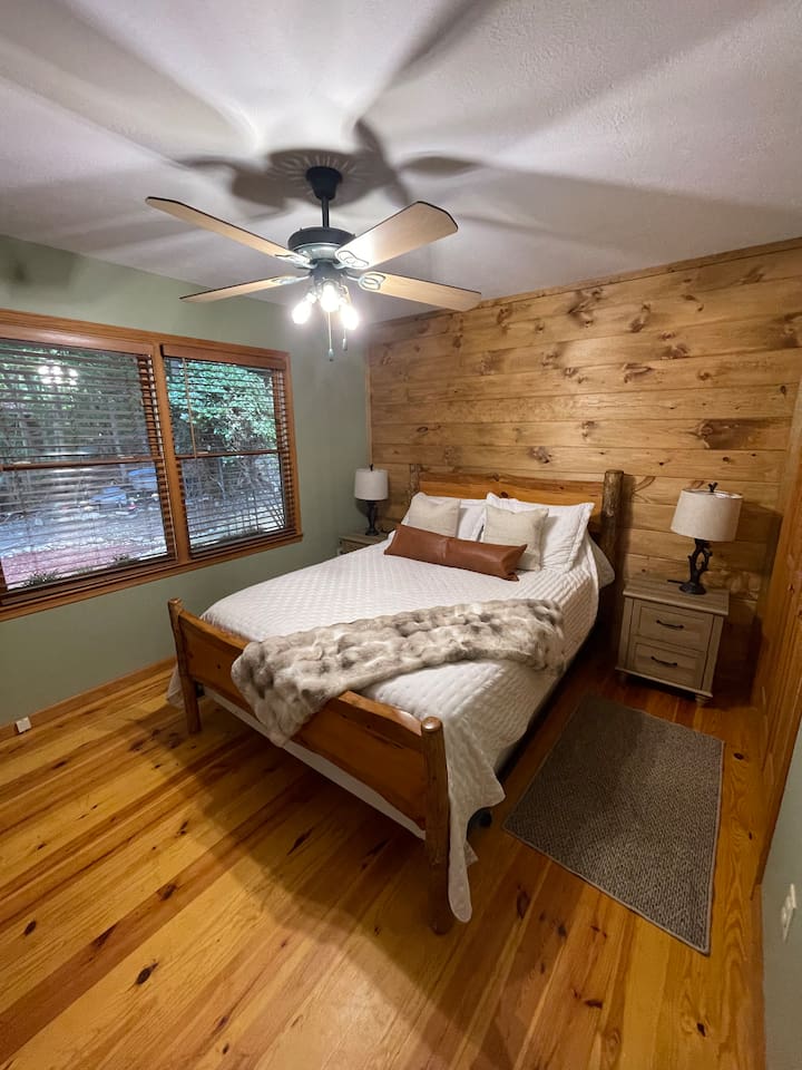 Queen Bed