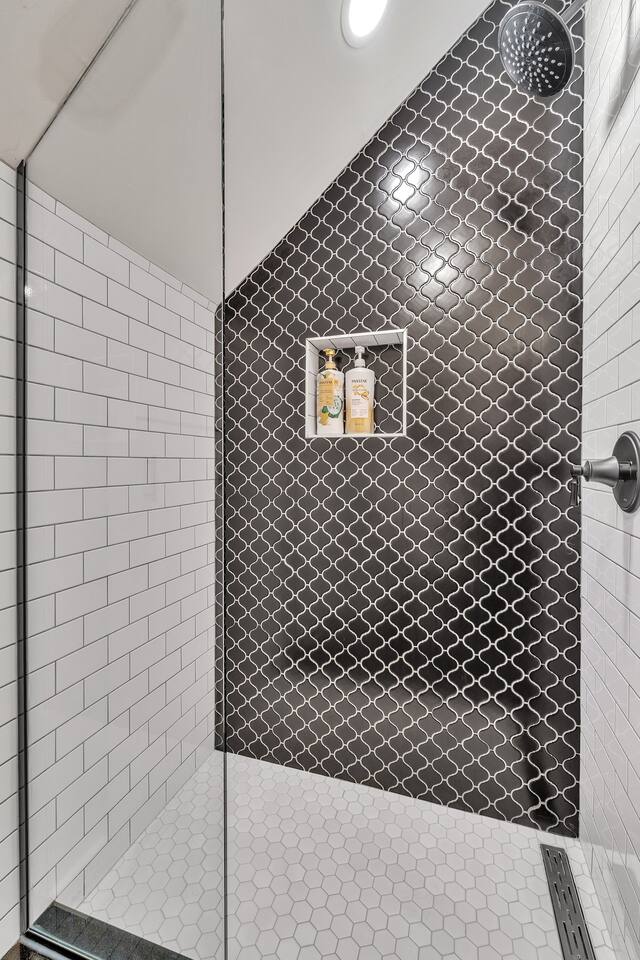 Beautifully Designed Modern Bathroom, Spacious Shower