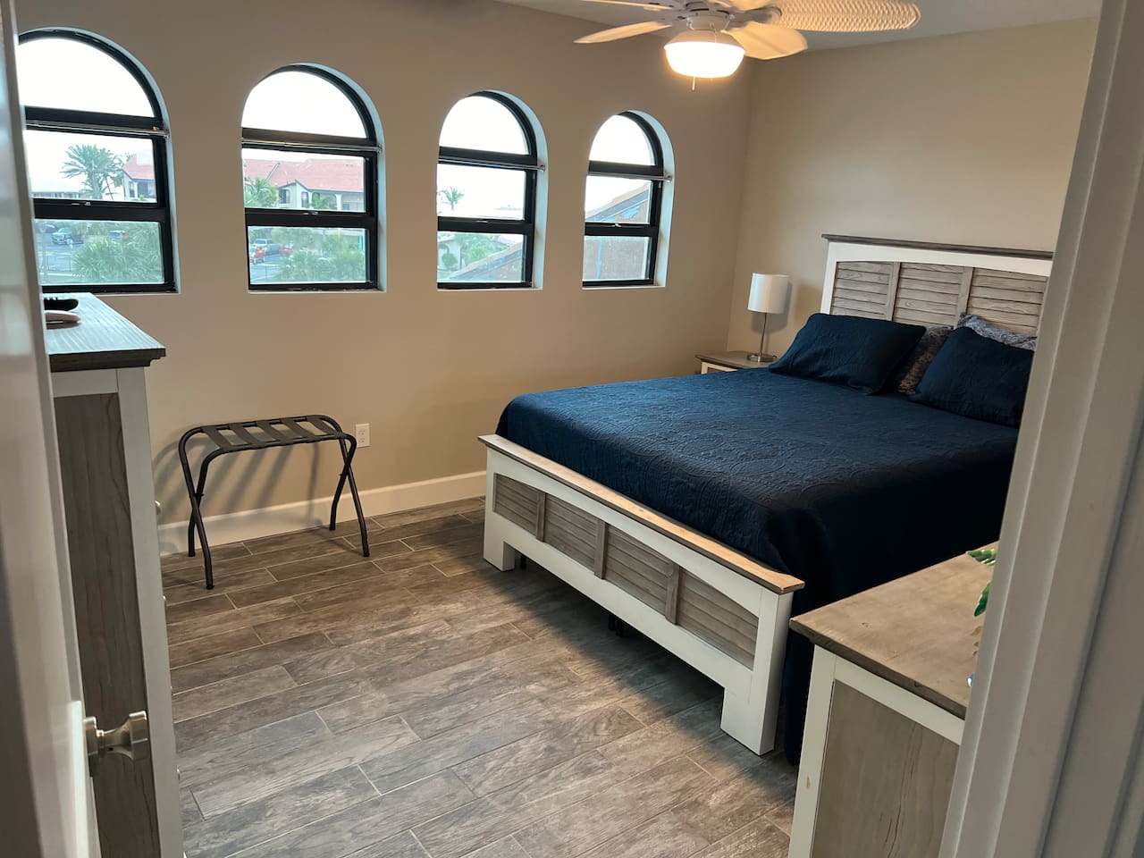 Upstairs second Bedroom