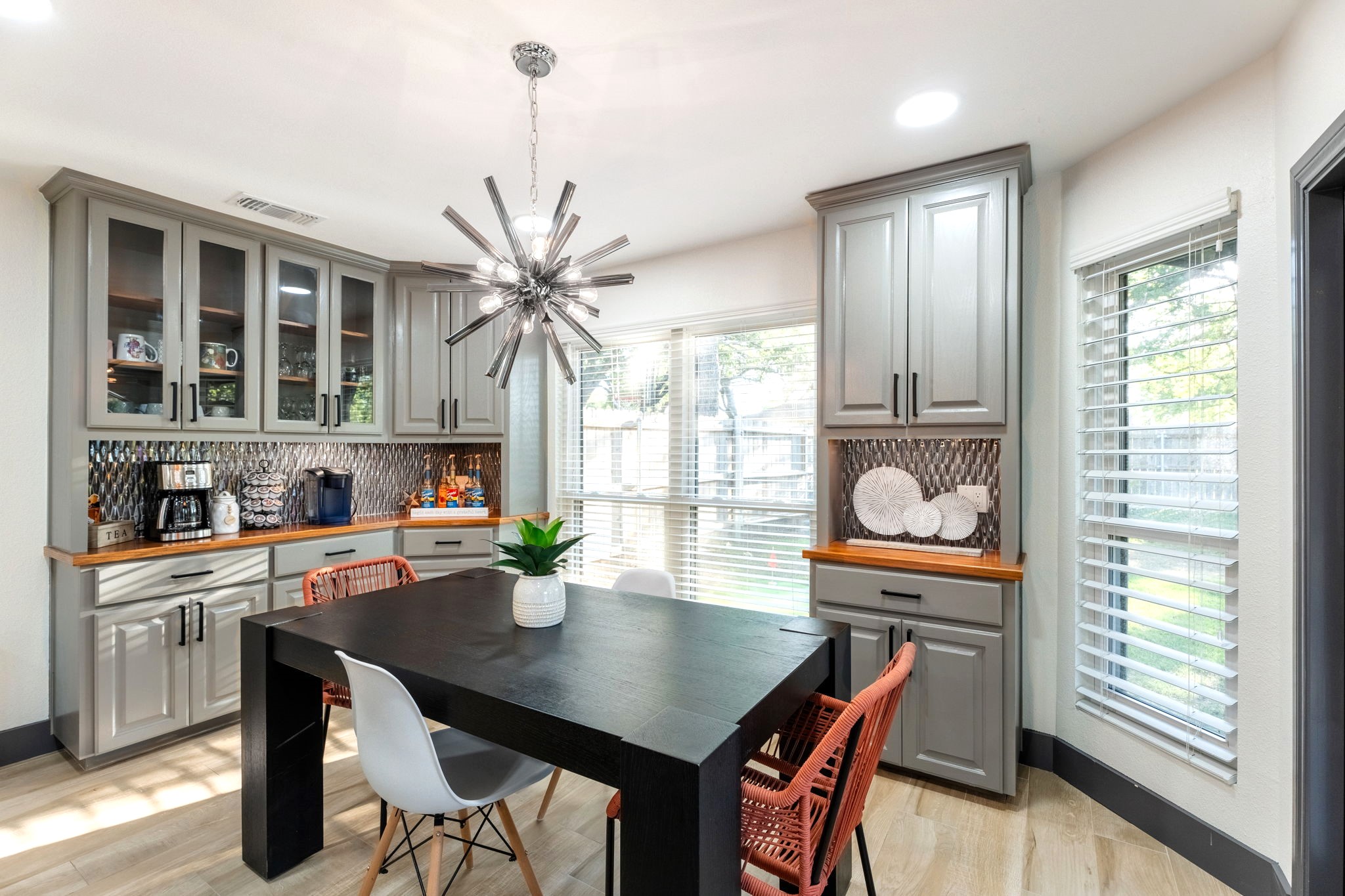 Breakfast Nook