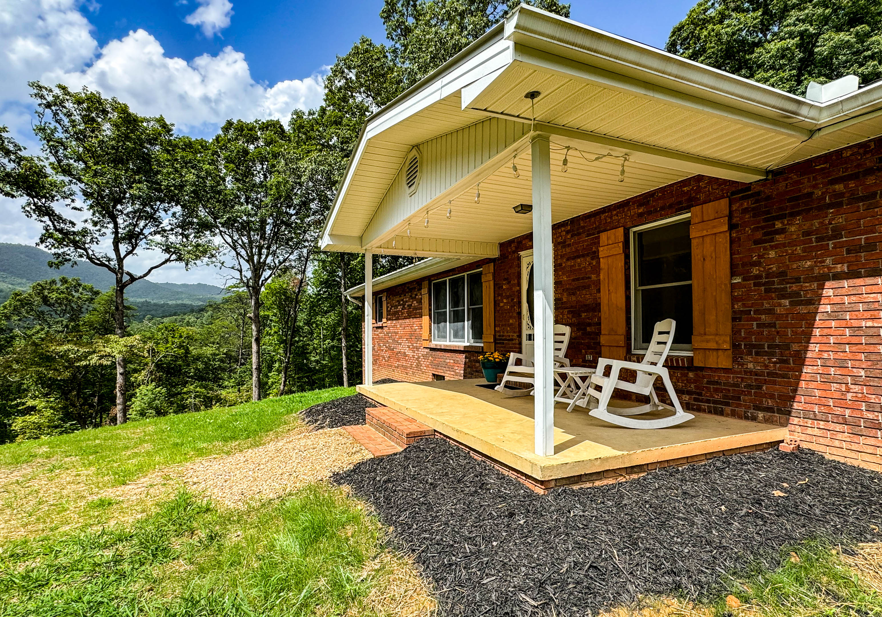 Front view of the property. Take in a wonderful view of Sharp Top Mountain and Great Smoky Mountain National Park!