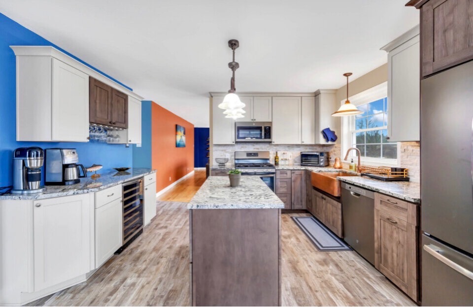 Spacious kitchen to prep and enjoy good food