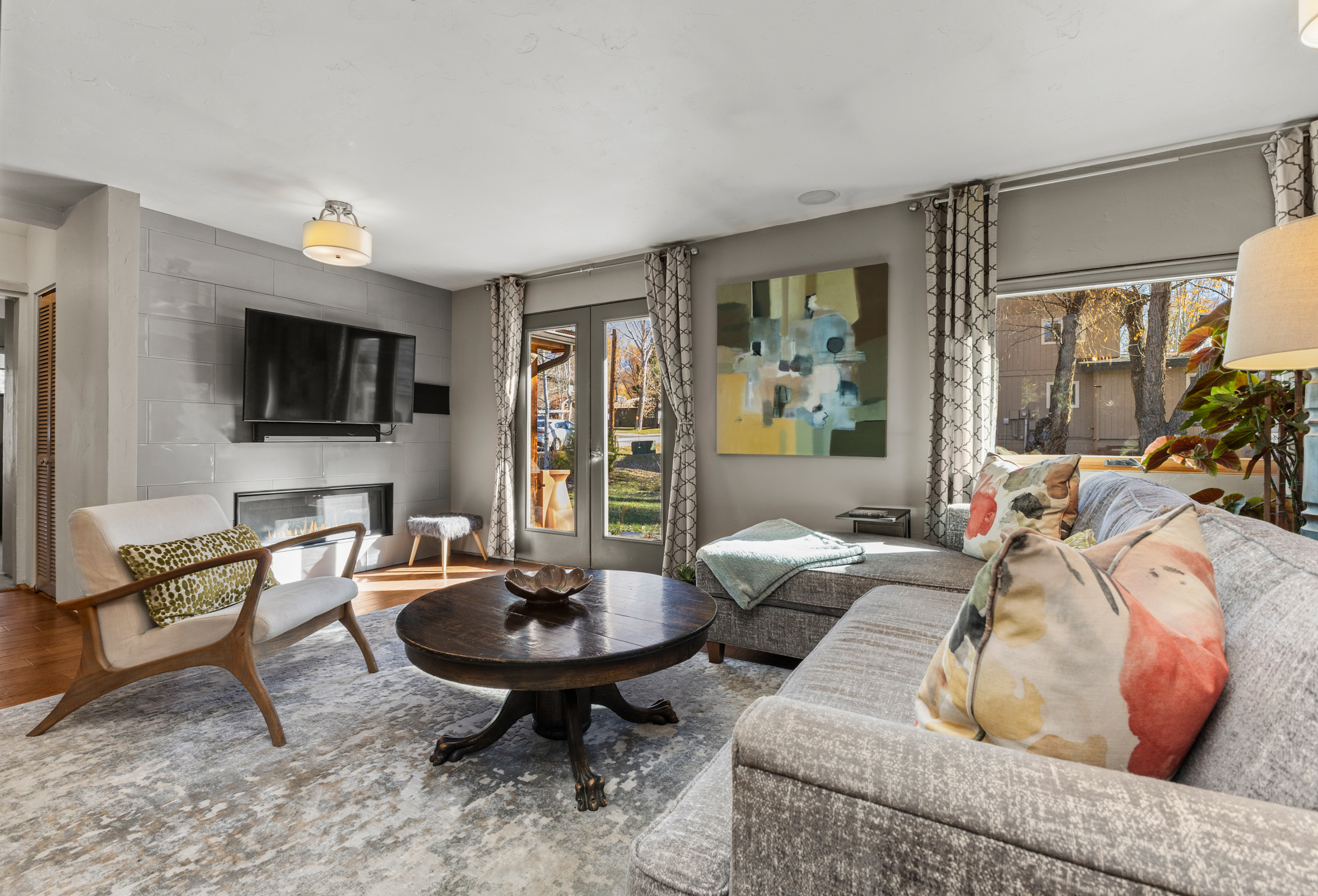 Living Room | Large Couch, Smart TV, Fire Place